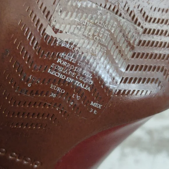 🟦NWOT Kenneth Cole NY Italian Leather Heels - Picture 13 of 13